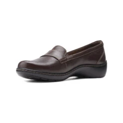 Clarks Cora Daisy Loafer Brown Tumbled Leather (Women's) -Beautiful Shoes Brn 4 36e9352f aa80 4aea aae3 84154c081151