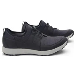 TRAQ® By Alegria Cynch Pavement Sneaker (Men's) -Beautiful Shoes CYN Pavement 3