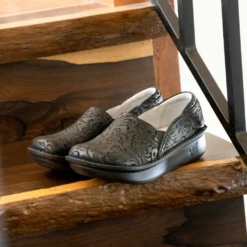 Alegria Debra Sail Away Slip-On Clog (Women's) -Beautiful Shoes Untitleddesign 1 b398eeaa a724 4efb b562 69123923e7a1