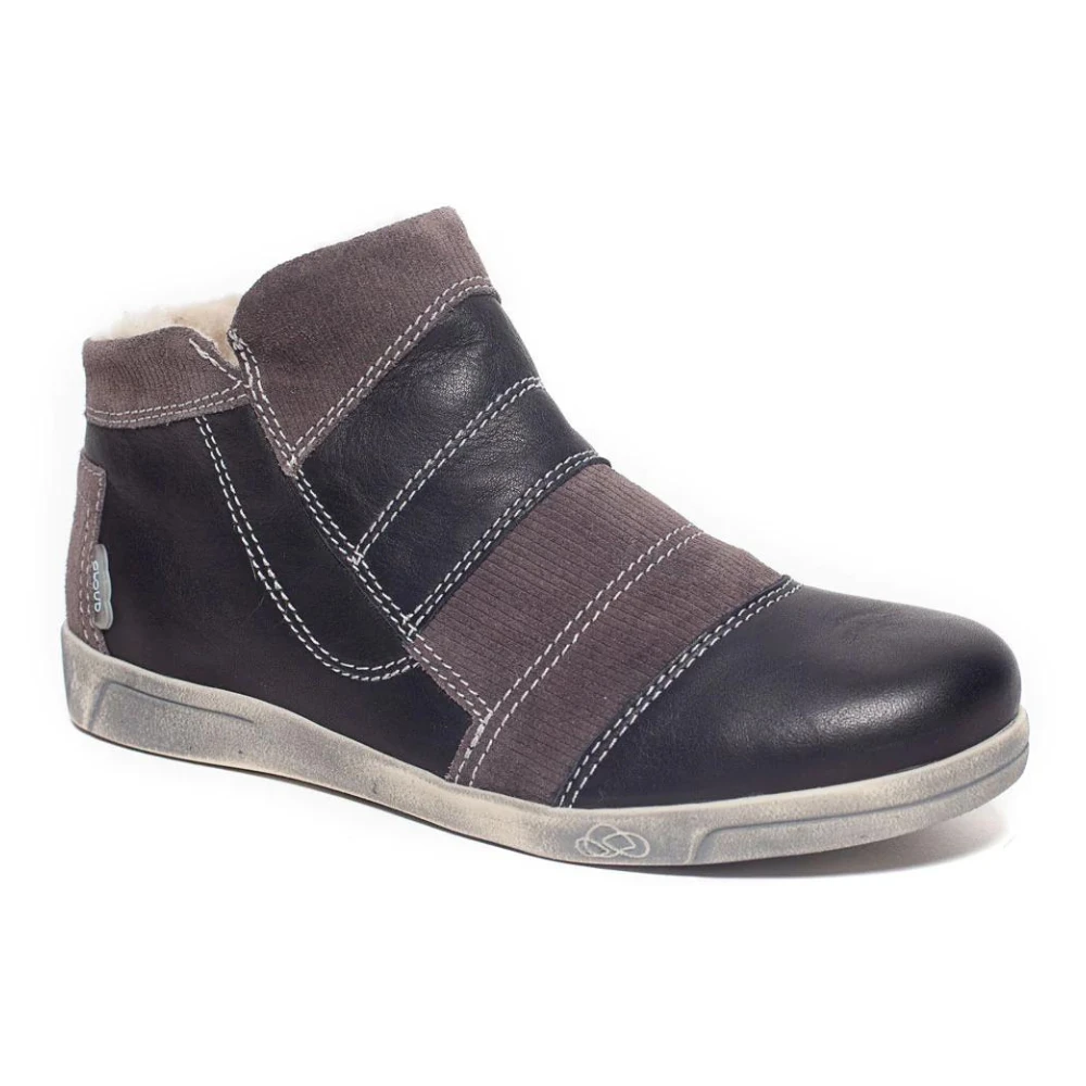 Cloud Footwear Accalia Velvet Black Wool Lining Boot (Women's) 3 Cloud Footwear Accalia Velvet Black Wool Lining Boot (Women's)